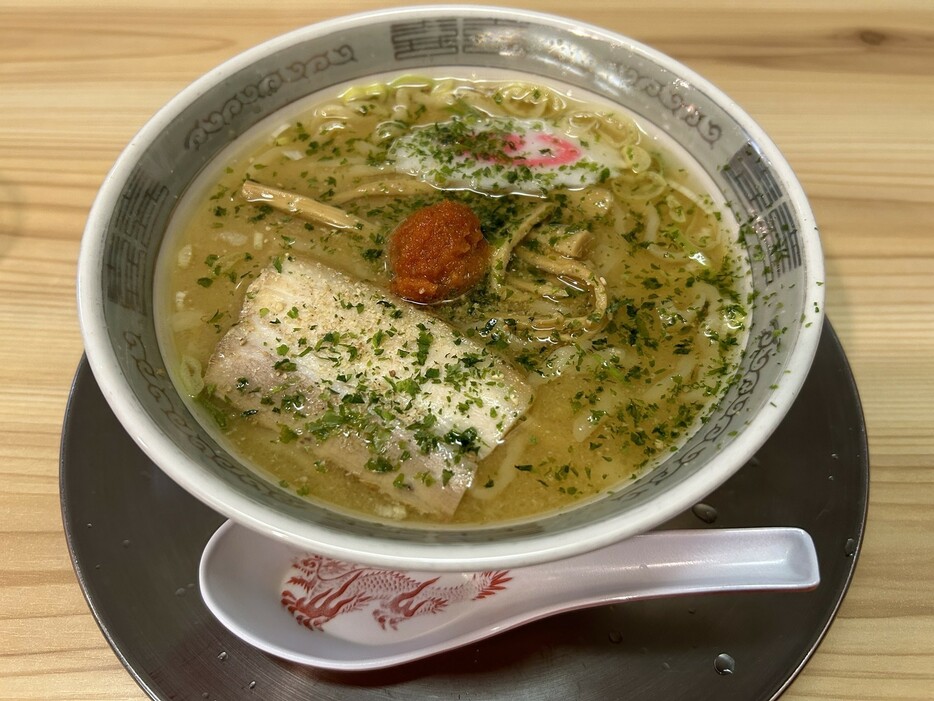 ▲  新横浜ラーメン博物館内の「龍上海本店」の「赤湯からみそラーメン」