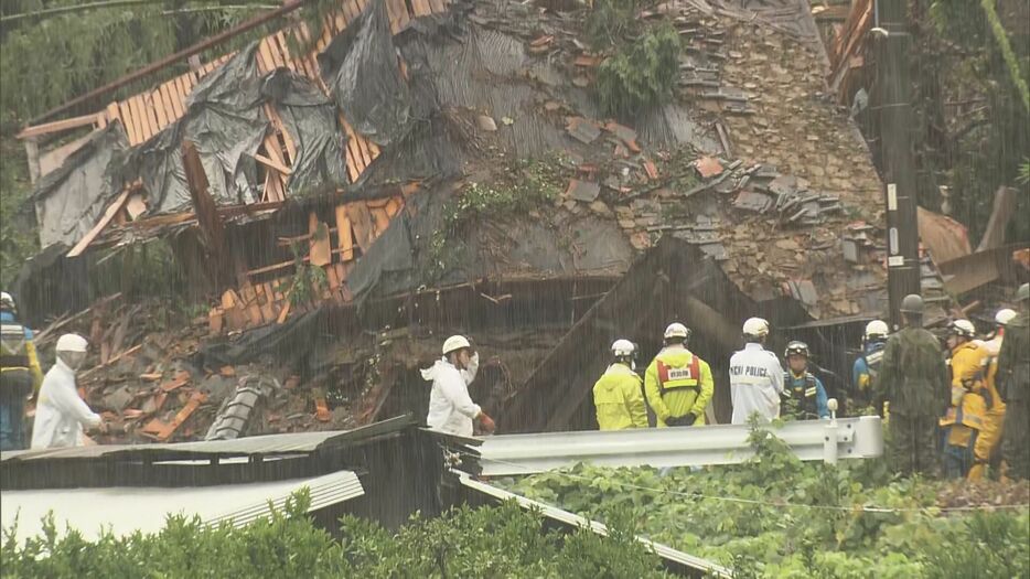 土砂崩れが発生した現場 愛知県蒲郡市