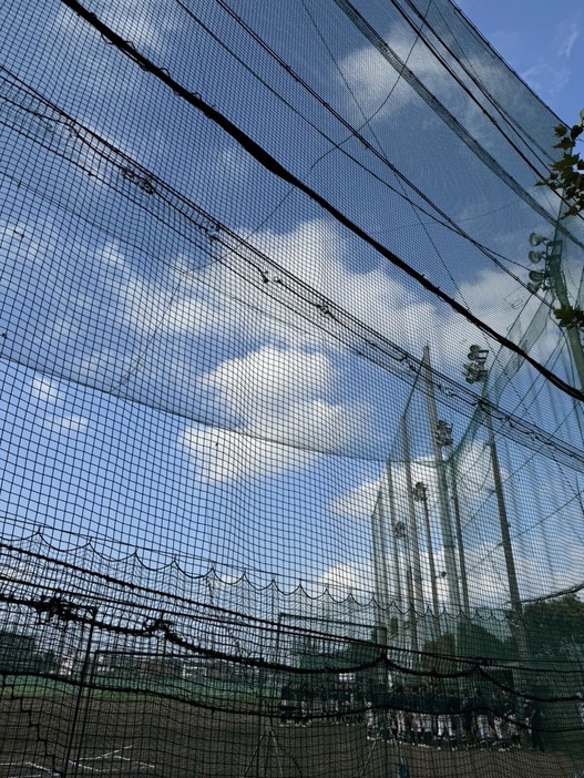 まだまだ夏の空