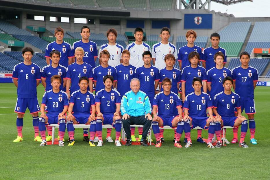 [画像]W杯初戦に挑むザックジャパン（写真：中西祐介/アフロスポーツ）