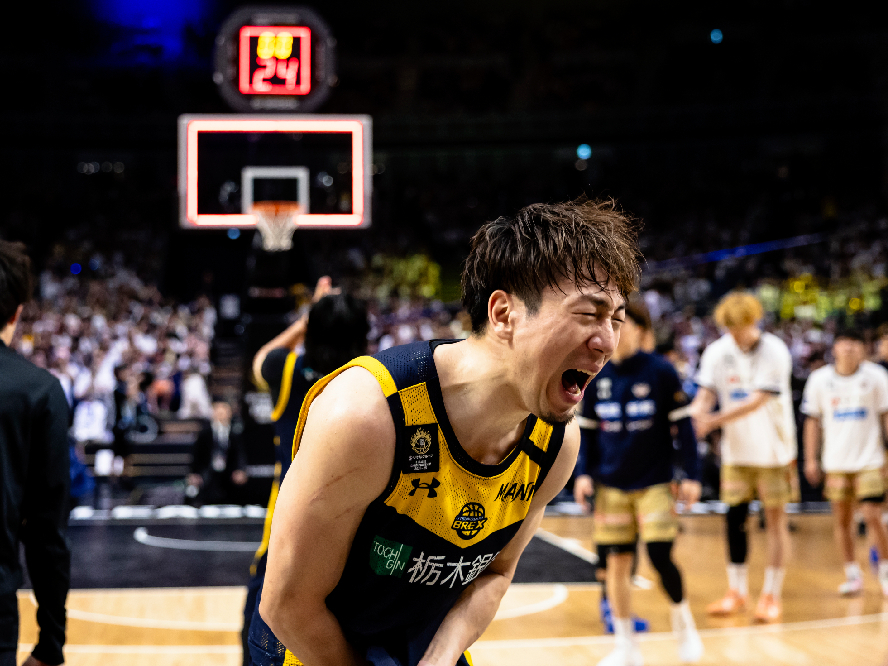 宇都宮ブレックス 2024-25選手抱っこちゃんクリップ 比江島慎
