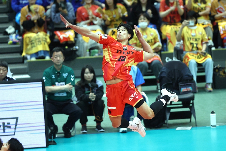 SVリーグ】STINGS愛知 関田誠大、宮浦健人、小川智大ら選手7名の