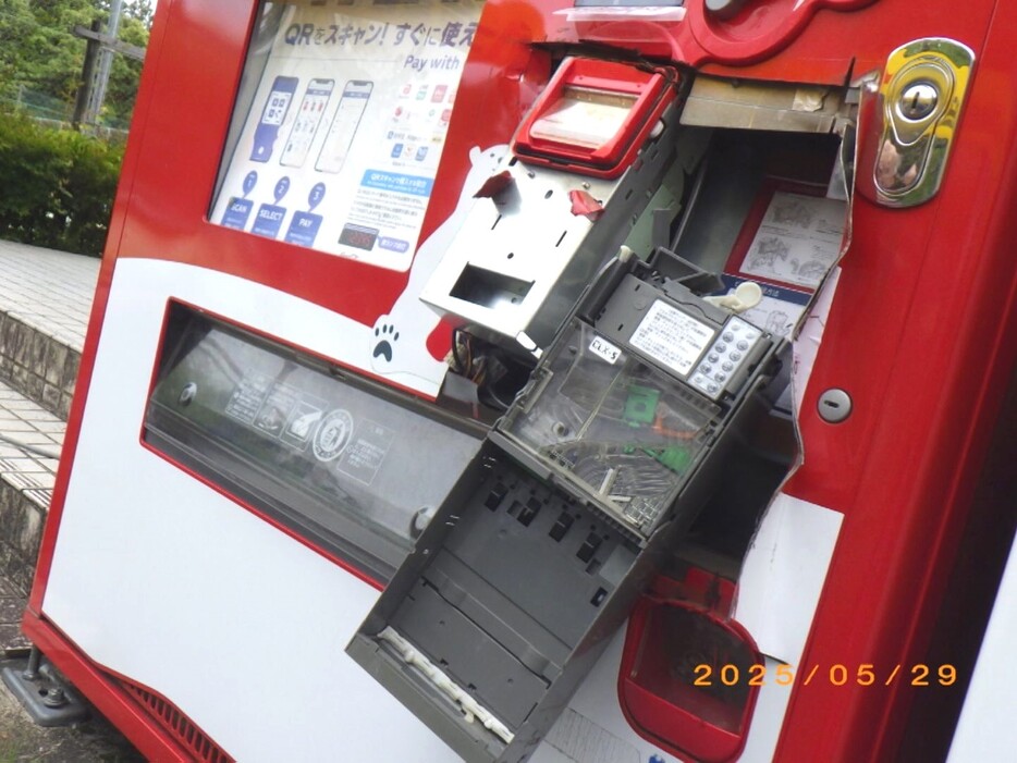 楽園追放　実機　★たのメル便対応可能、埼玉県坂戸市に引き取り値引き可能★ 値下】日立建機 ZX30UR-5B クレーン 鉄キャタ 盗難防止 | 茨城
