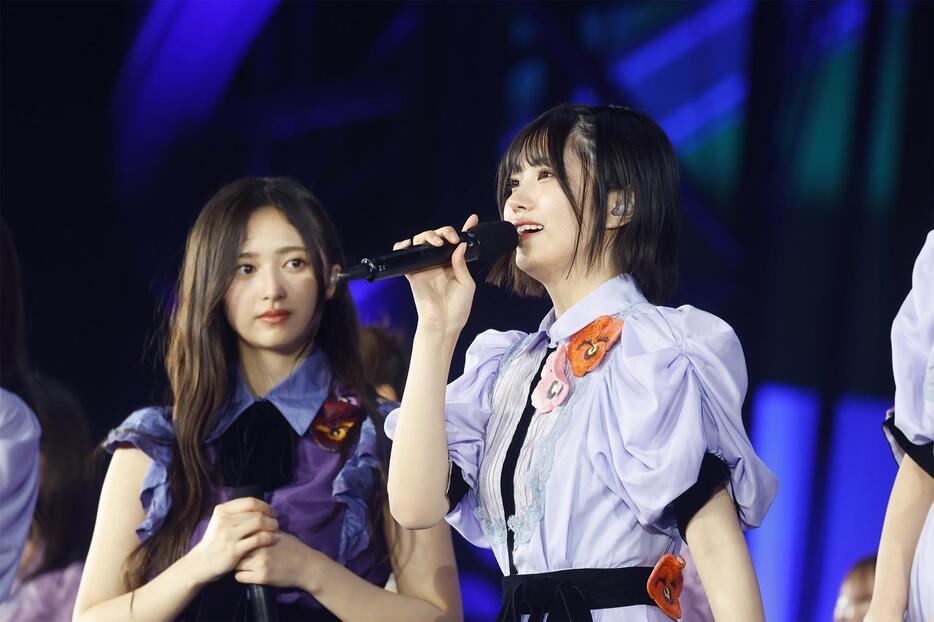 最終値下げ　乃木坂46 中西アルノ 生写真13th Anniversary 座り 61brBWbcetL._UF350,350_QL50_.jpg