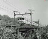 155系の修学旅行列車「ひので」。私も中学3年の修学旅行で世話になった（1966年10月10日、楠居利彦撮影）。