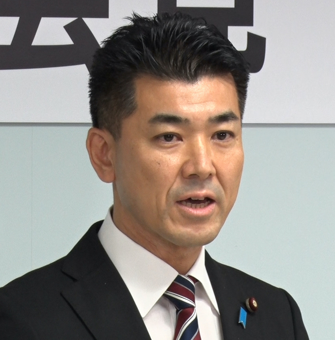 「国民に選択肢がない、そんな国ではやっぱりいけない」と泉氏