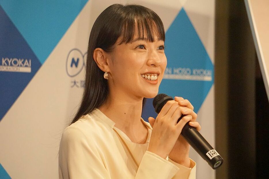 撮影の様子を語る戸田恵梨香