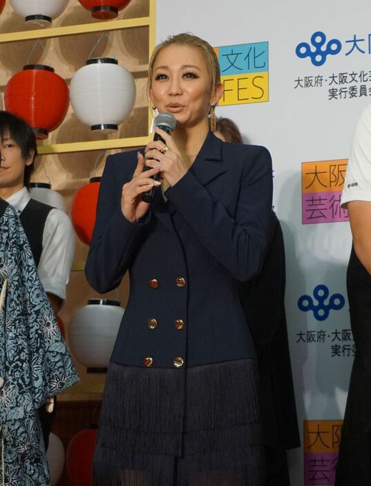 大阪の思い出を語る倖田來未