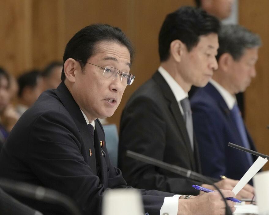 「GX実行会議」であいさつする岸田首相＝7日午後、首相官邸