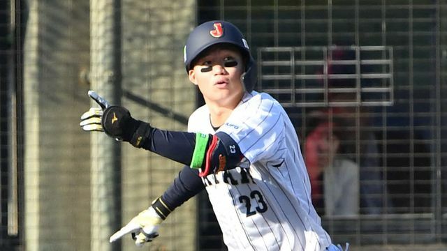 森下翔太選手(写真:日刊スポーツ/アフロ)