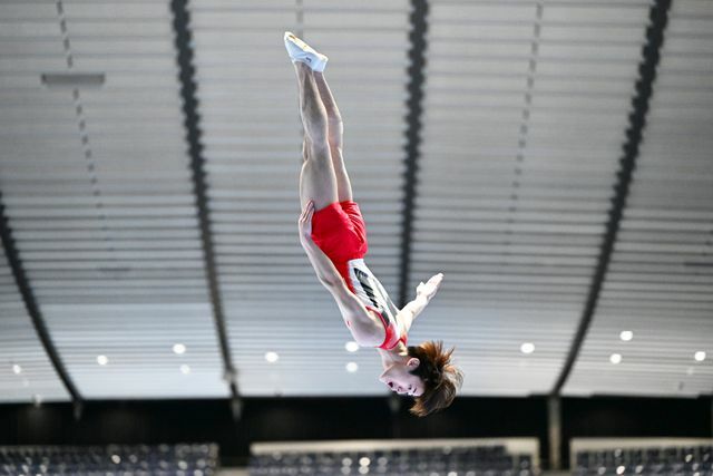 西岡隆成選手(写真：松尾/アフロスポーツ)