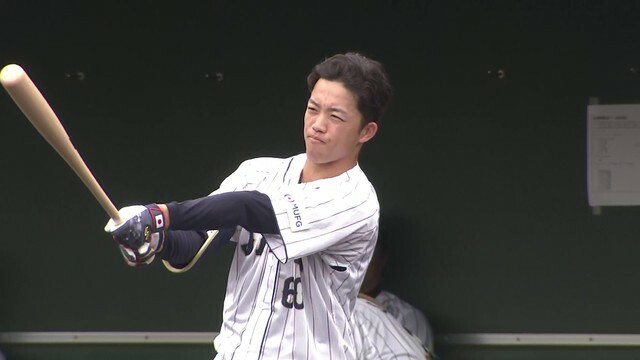 侍ジャパンの練習試合で2番センターで出場した岡林勇希選手(画像：GIANTS TV)