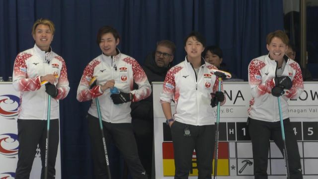 銅メダルを獲得したカーリング男子日本代表