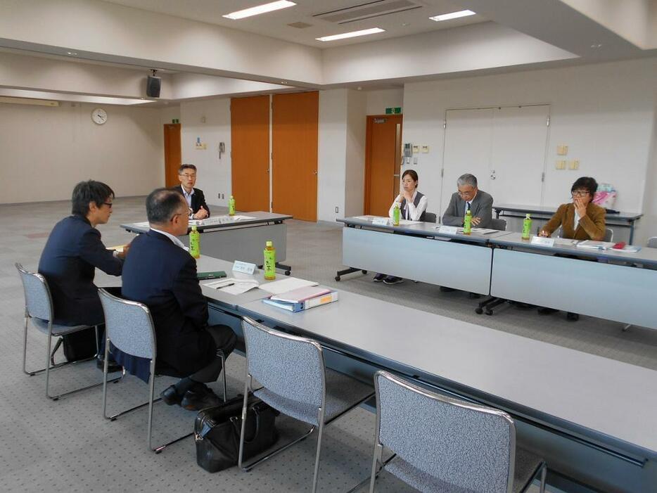 [写真]医療通訳の対策を検討した委員会