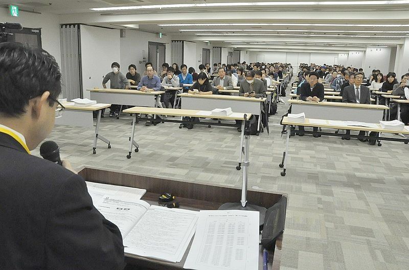 [写真]大阪検定初級試験の会場＝大阪市中央区のOMMビル