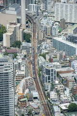 地下化工事たけなわの渋谷～代官山間。代官山駅方向から見る。このときも東急電鉄5050系と横浜高速鉄道Y500系が現れて対面シーンとなった（2012年7月31日、吉永陽一撮影）。