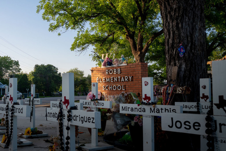 Robb Elementary School on April 27, 2023 in Uvalde, Texas.（Photo by Brandon Bell/Getty Images）