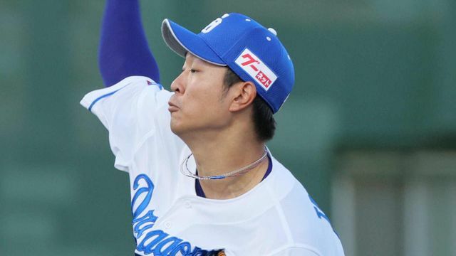 中日の先発・高橋宏斗投手(写真:時事)