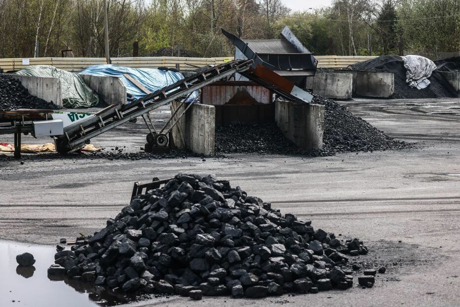 ポーランド南部シレジア地方オシフィエンチムにある石炭貯蔵会社（Beata Zawrzel/NurPhoto via Getty Images）