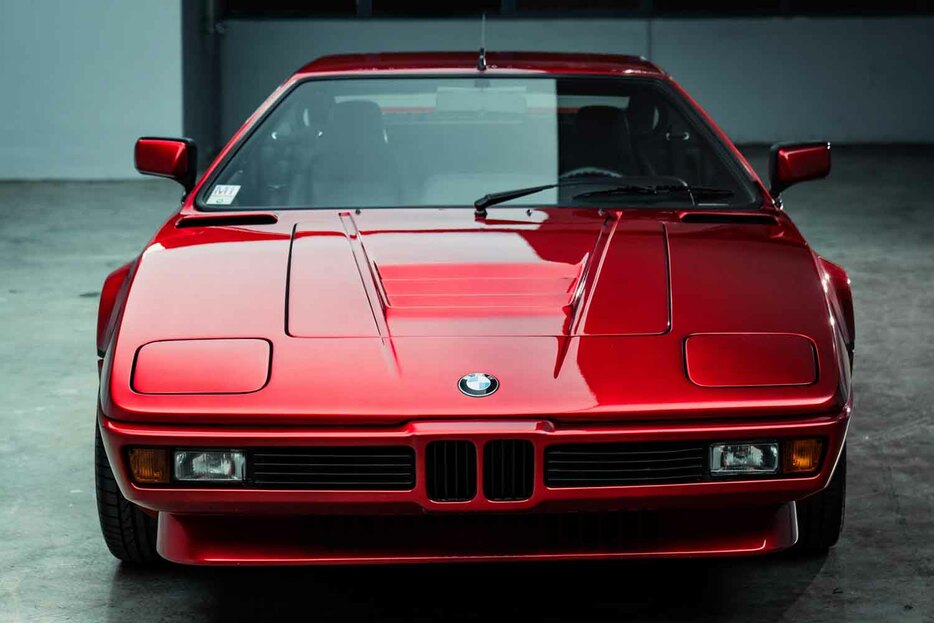 34万2500ユーロ（邦貨換算約5750万円）で落札されたBMW「M1」