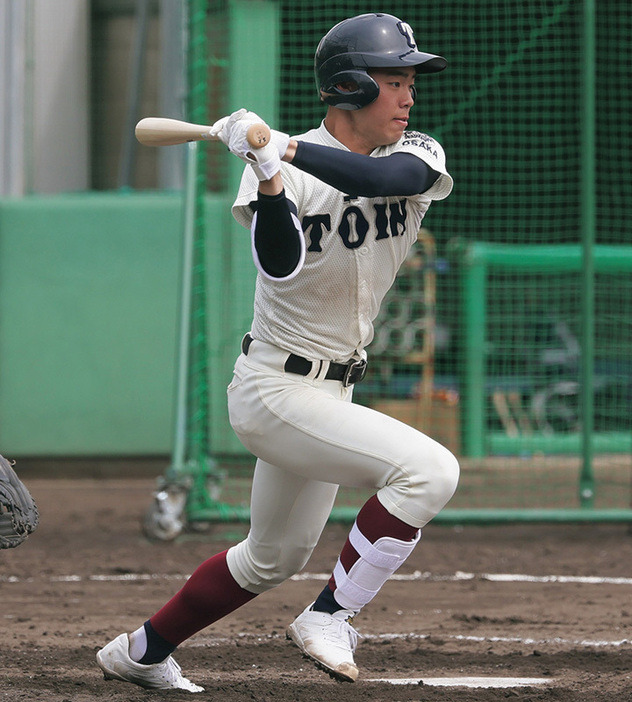 大阪桐蔭高・境はセンバツでランニング本塁打を放つなど、スピードが光る