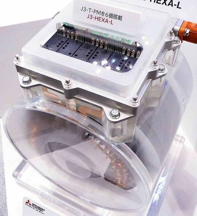 三菱電機のEV用モーターとインバーター（試作品）