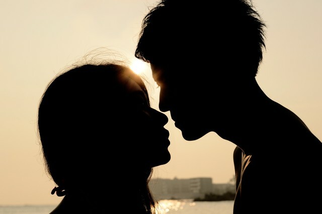 みんなの「理想的なキスの頻度」は？　※画像はイメージです（ＭＯＭＯＴＡＲＯＵ/stock.adobe.com）