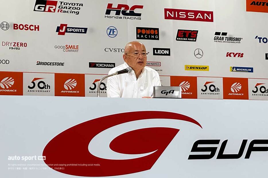 第2戦富士スピードウェイ決勝日のGTA会見で次期GT500車両について語った坂東正明代表