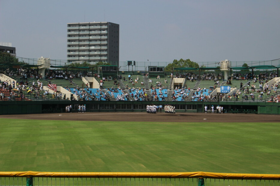 兵庫県明石市トーカロ球場での高校軟式野球全国大会