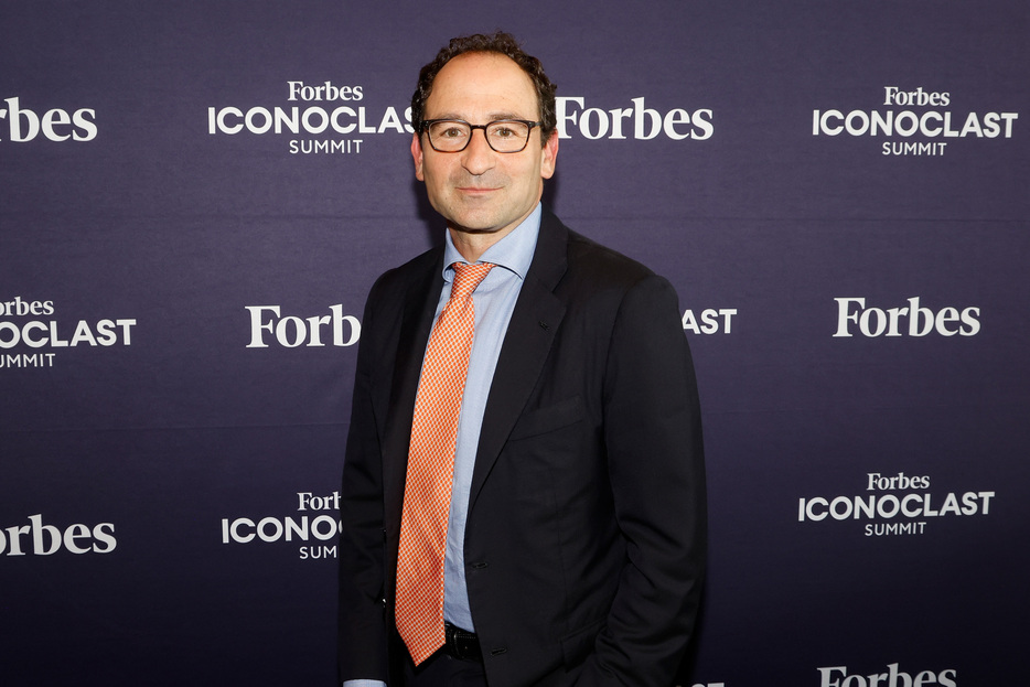 Forbesのイベントに出席するブラックストーンのジョナサン・グレイCOO（Taylor Hill / Getty Images）