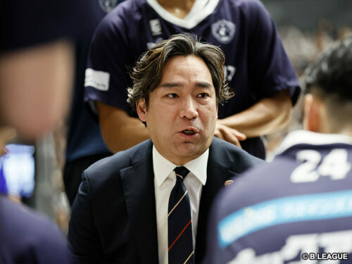 横浜BCから退団することが決まった青木勇人HC［写真］＝B.LEAGUE