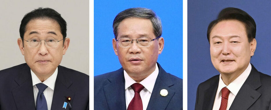 左から岸田文雄首相、中国の李強首相、韓国の尹錫悦大統領