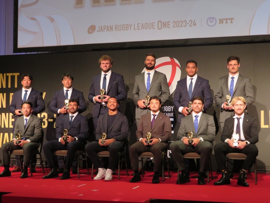 NTTジャパンラグビー リーグワン2023-24 アワードに出席した東芝ブレイブルーパス東京の面々