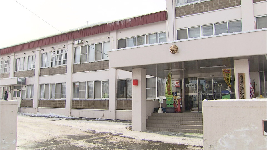不同意わいせつ致傷事件で男の行方を追う北海道警南署（札幌市）