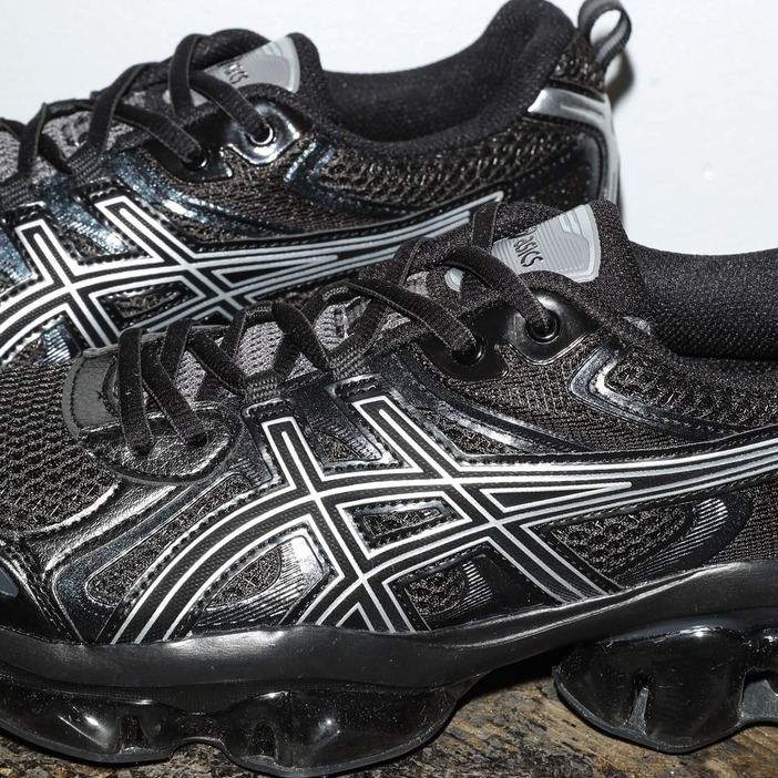 ASICS「GEL-QUANTUM KINETIC」