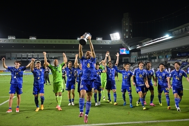 U-23アジア杯で優勝した大岩ジャパン。写真：金子拓弥（サッカーダイジェスト写真部）