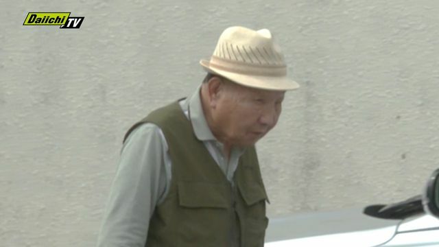 22日 午後 外出する袴田 巌さん