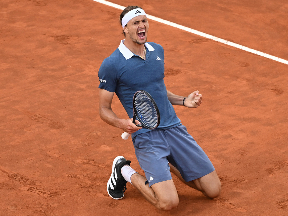 「BNLイタリア国際」（イタリア・ローマ）で7年ぶりの優勝を飾ったアレクサンダー・ズベレフ（ドイツ）（Getty Images）