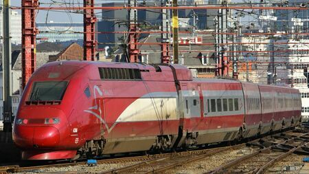 フランス・ベルギー・オランダ・ドイツ間の高速列車「タリス」は2023年9月、吸収合併により約27年間親しまれた名称が消えた（撮影：橋爪智之）