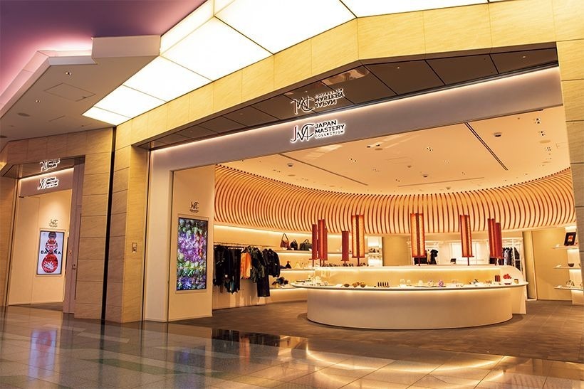 「地方創生」がテーマの新店が羽田空港にオープン。日本各地の工芸品など揃う