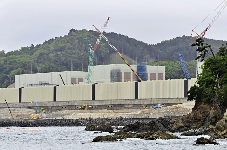 宮城県の東北電力女川原発2号機