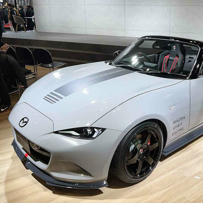 マツダのモータースポーツ部門、マツダスピリットレーシングが市販を目指して手がけたコンプリートカー。