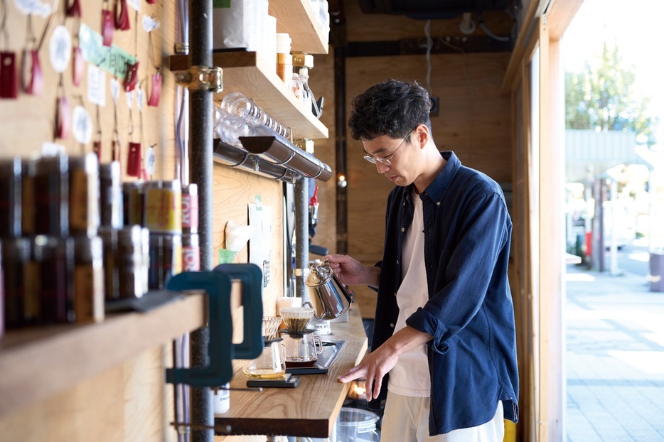 「人それぞれのコーヒーの楽しみ方を見つけられる場所になれれば」と河合さん