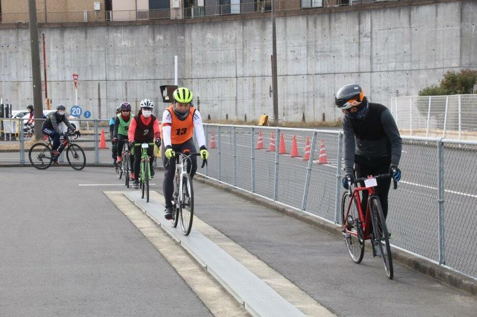 写真：Bicycle Club