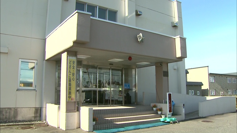 窃盗の疑いで58歳自称無職の男を逮捕した北海道警静内署