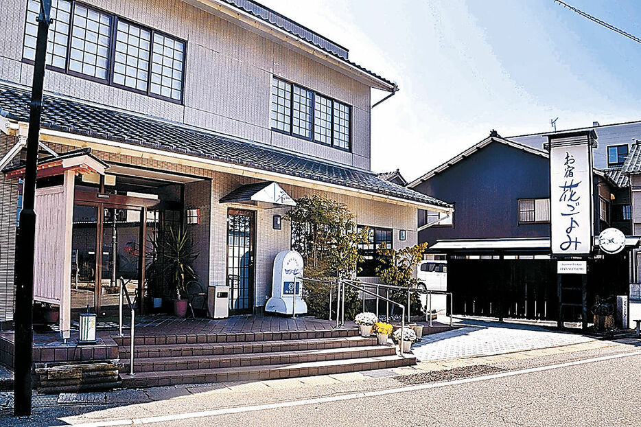 本格的な営業を再開した旅館「花ごよみ」＝七尾市和倉温泉