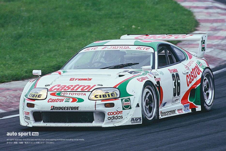 1995年の全日本GT選手権第3戦仙台ハイランドを制したトヨタ カストロール スープラ。関谷正徳、ミハエル・クルムがドライブした。