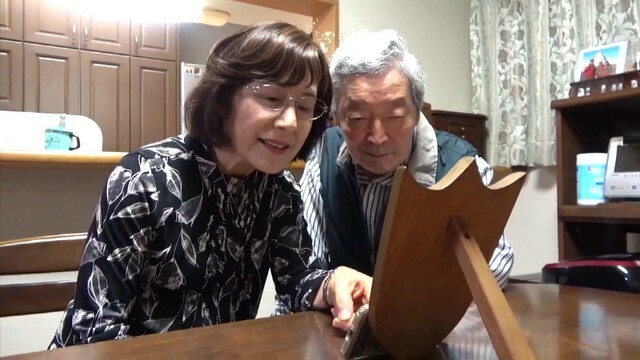 洵輝さんのレースを見る祖父母