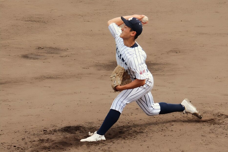 川畑 秀輔（沖学園）