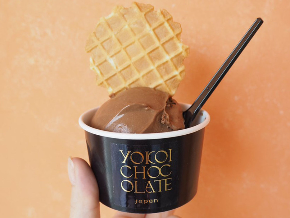 看板商品の「YOKOI濃厚ハイカカオ」。チョコレートはハイカカオとミルクの2種類